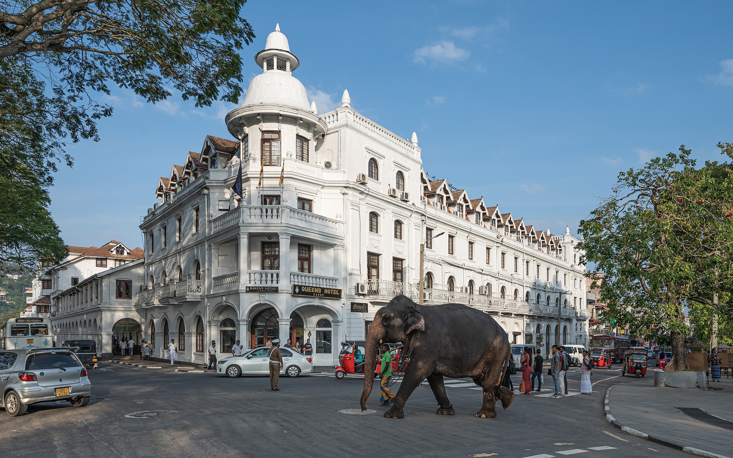 Cultural Landmarks and Temples in Kandy