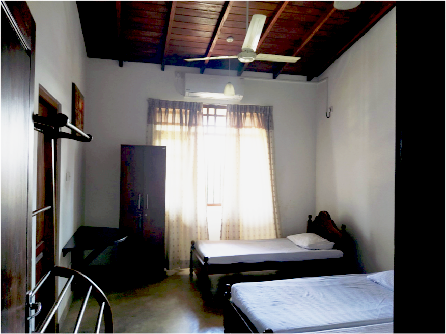 Comfortable single student room at Gapper Homestay